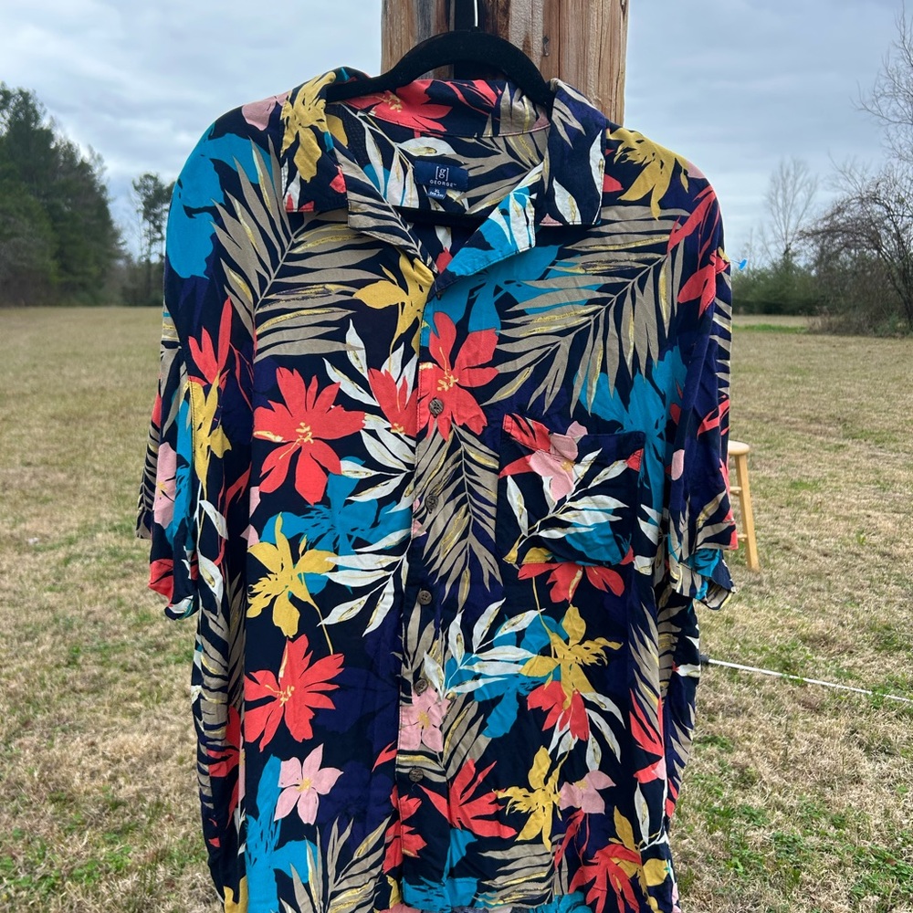 Men's Retro Hawaiian Short Sleeve Button-Up Shirt